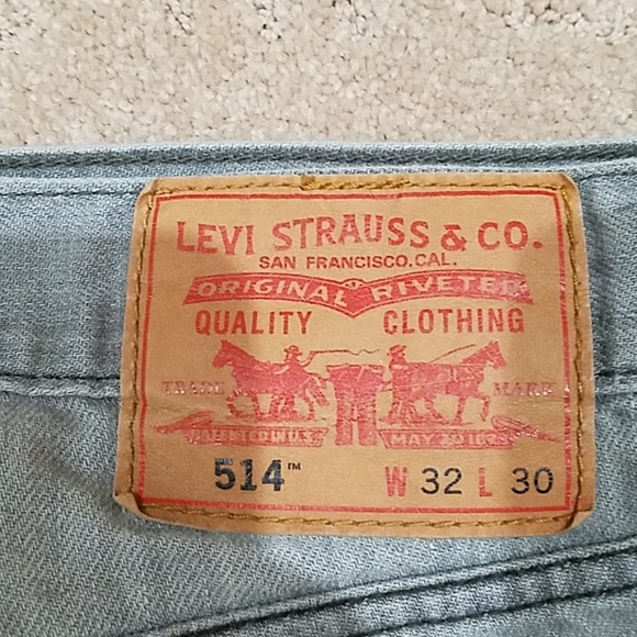 Levi's Jean's - Picture 4 of 4